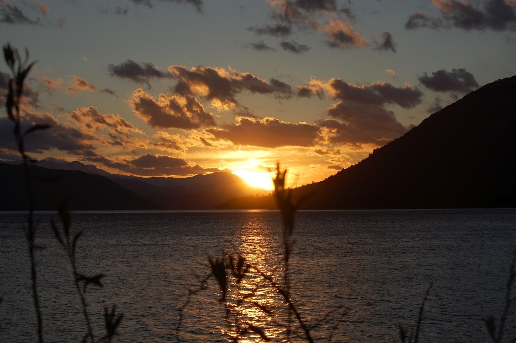 Atardecer en el lago