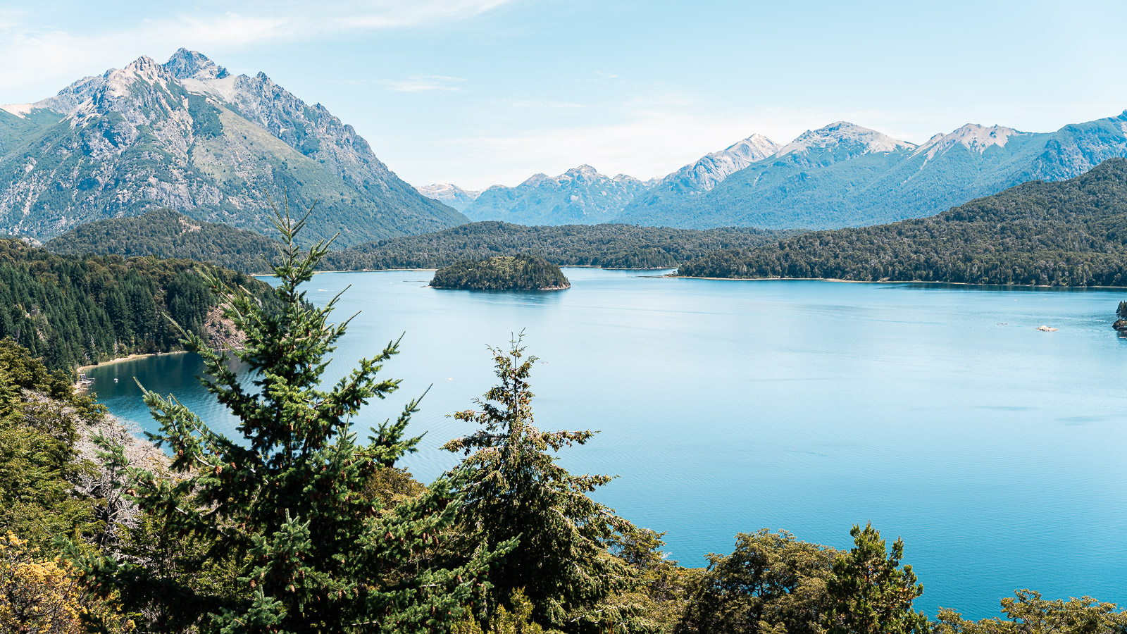 Paisaje de Circuito Chico y zona Llao Llao en Bariloche