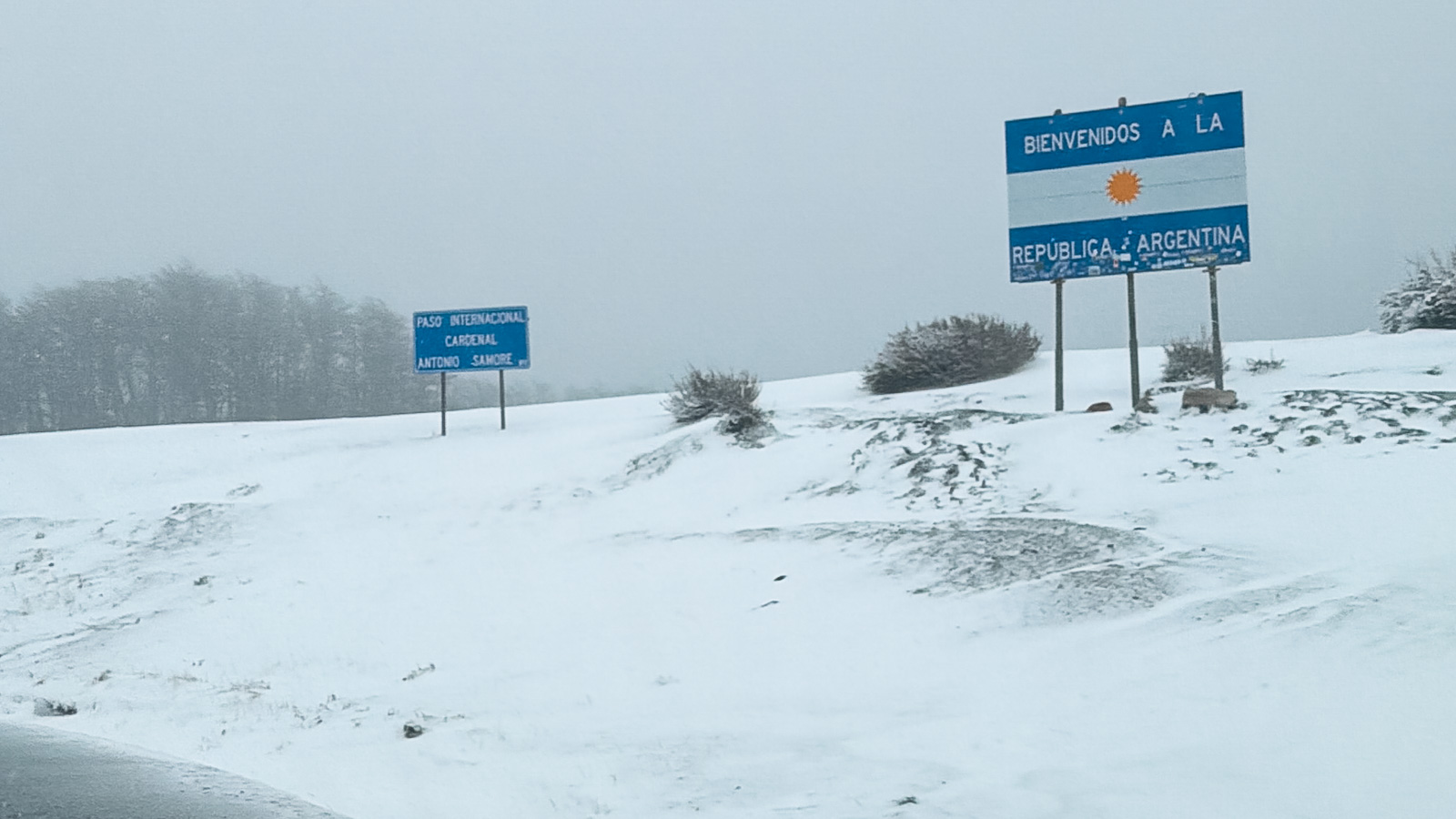 Límite entre Argentina y Chile, paso internacional Cardenal Samoré nevado.