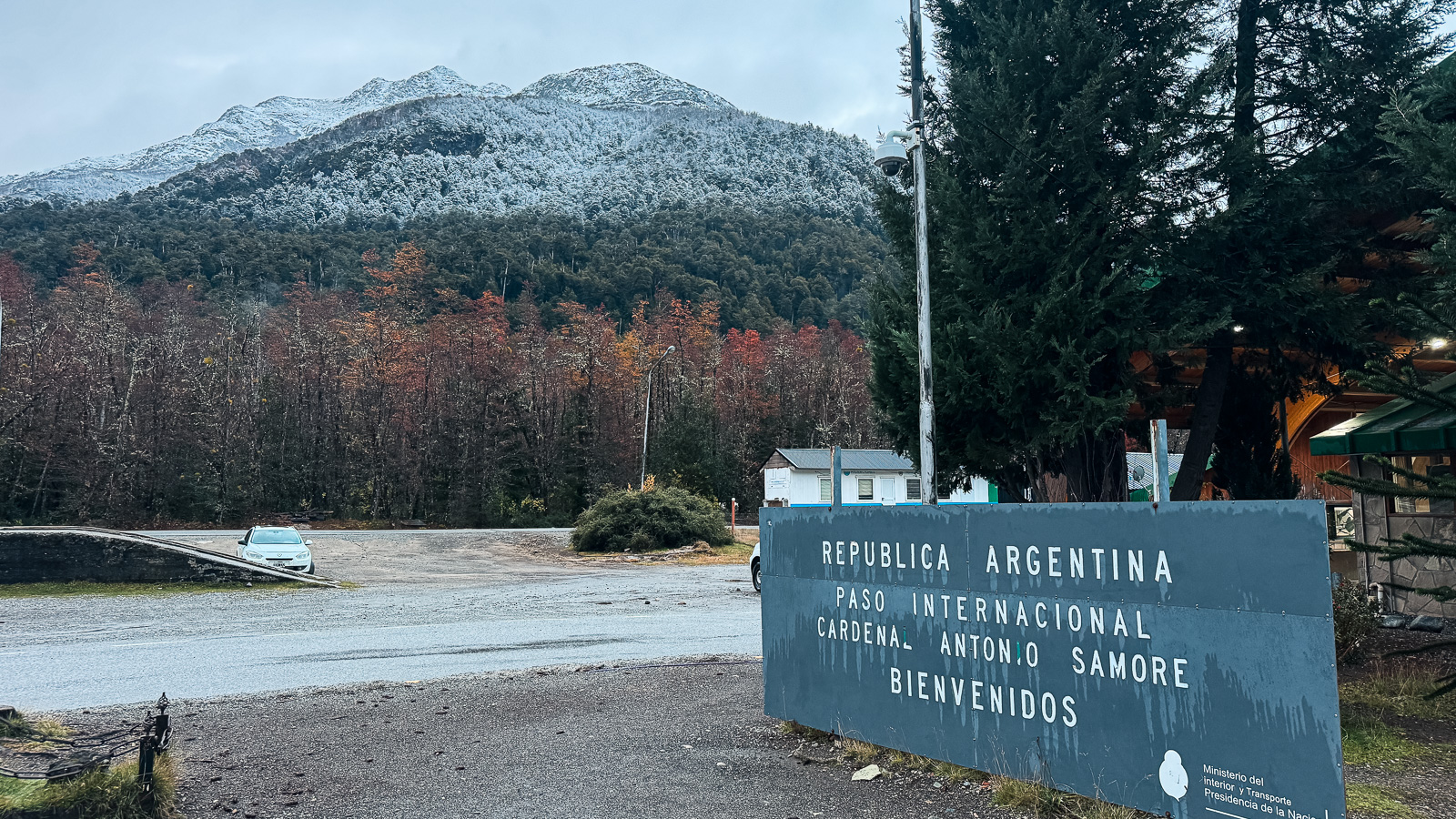 Paso internacional Cardenal Samoré, tras pequeña nevada.