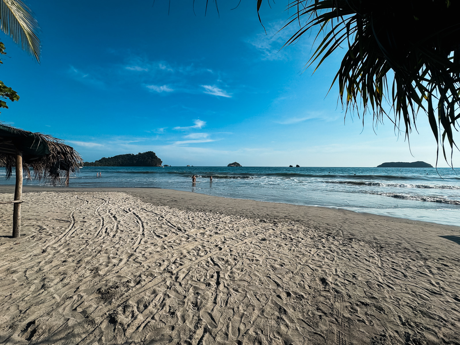Playa Espadilla en Manuel Antonio, Costa Rica