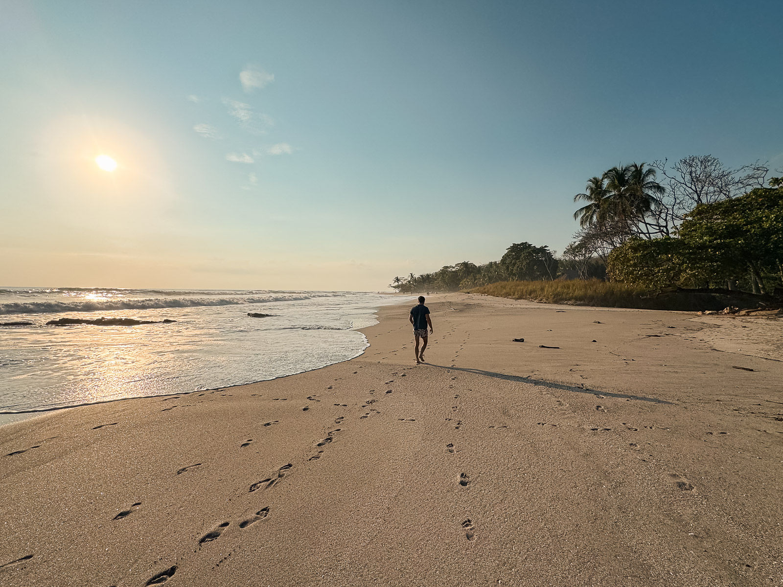 Playa de Santa Teresa sobre el Pacífico de Costa Rica