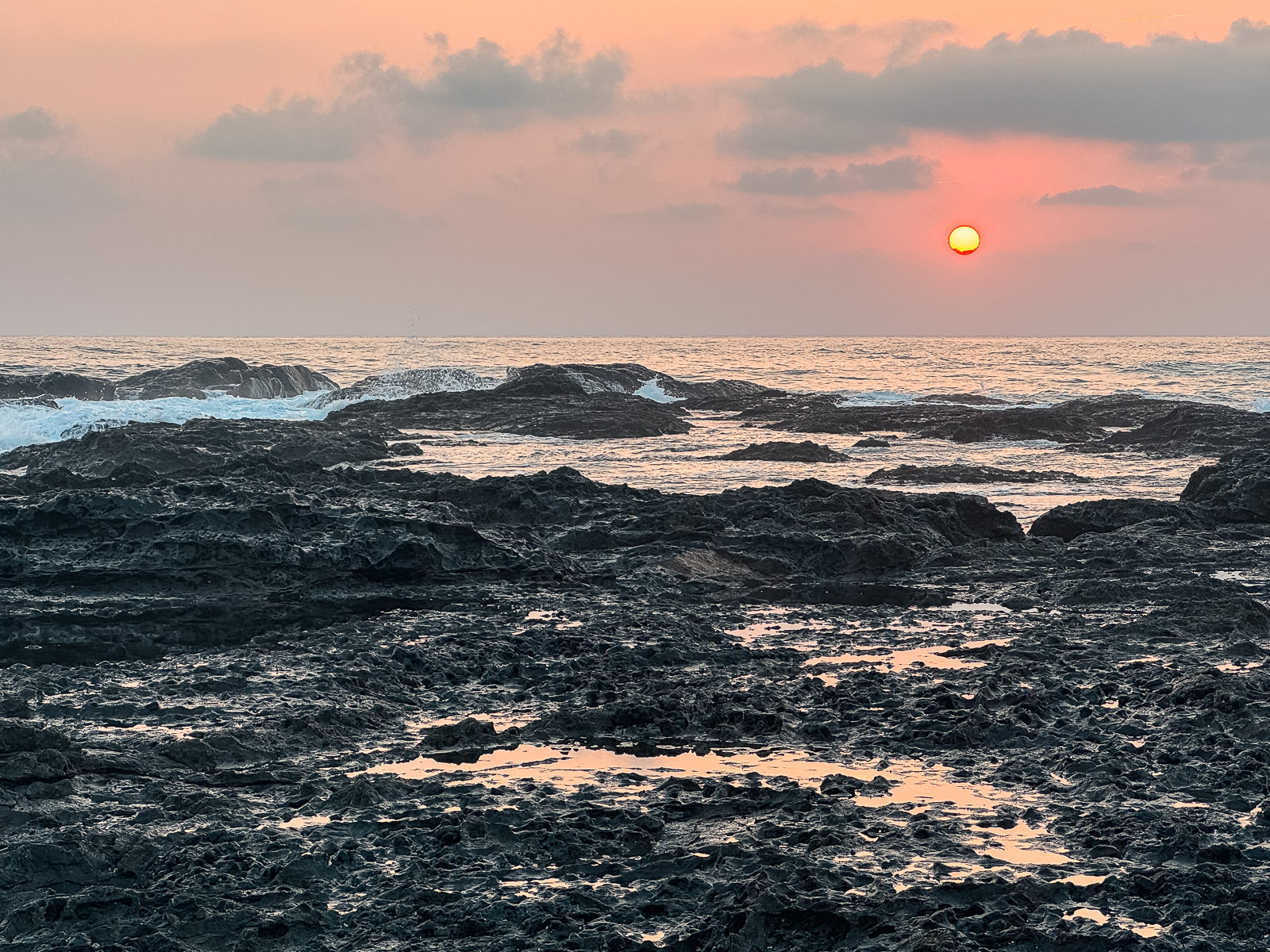Atardecer en Playa Langosta, Costa Rica