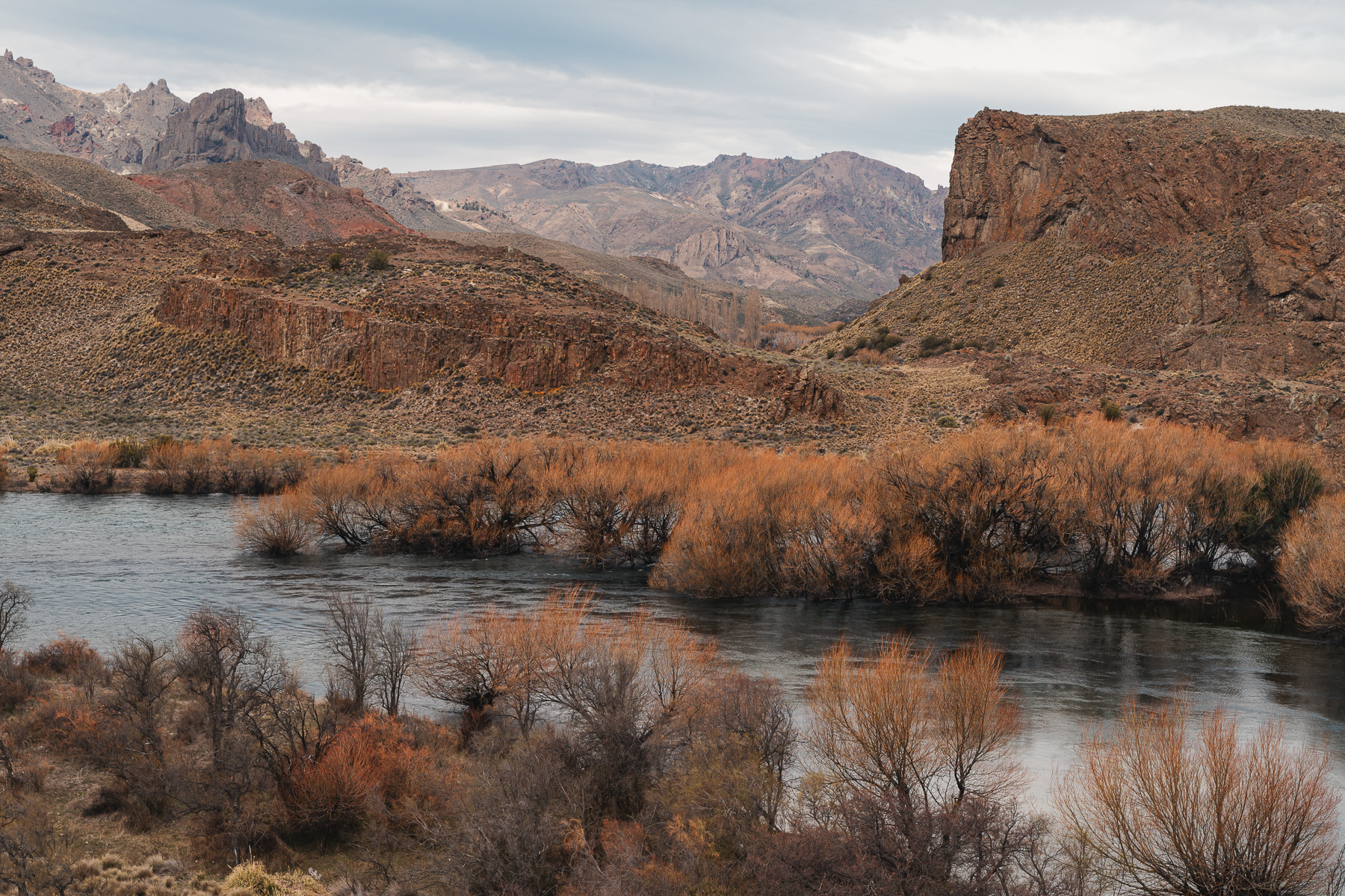 Vista del río Limay desde el Anfiteatro